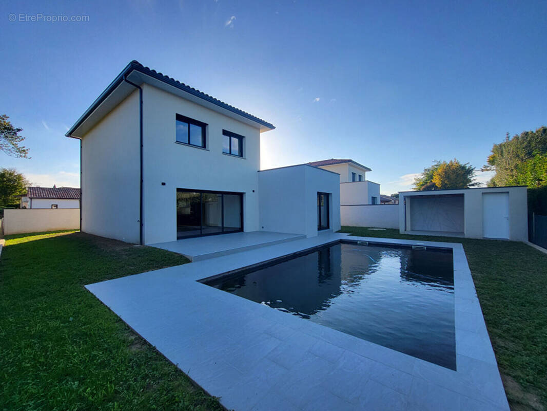 Maison à SAINT-HILAIRE