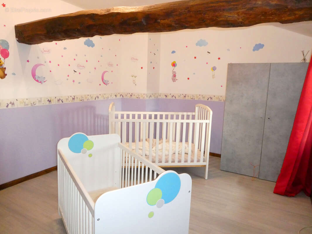 Maison à SAINT-GENIS-L&#039;ARGENTIERE