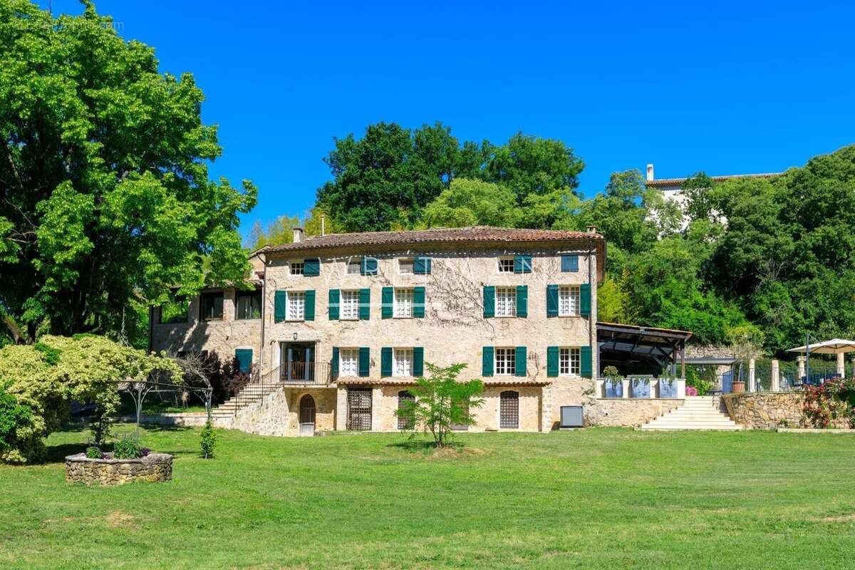 Maison à CALLIAN