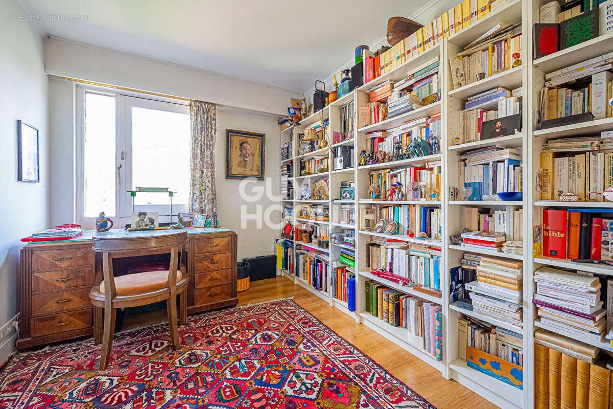 Appartement à PARIS-12E