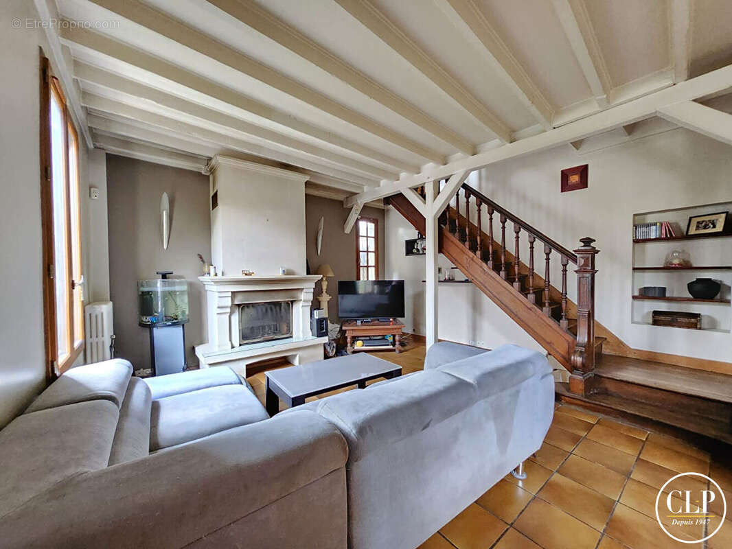 Maison à NEUILLY-PLAISANCE