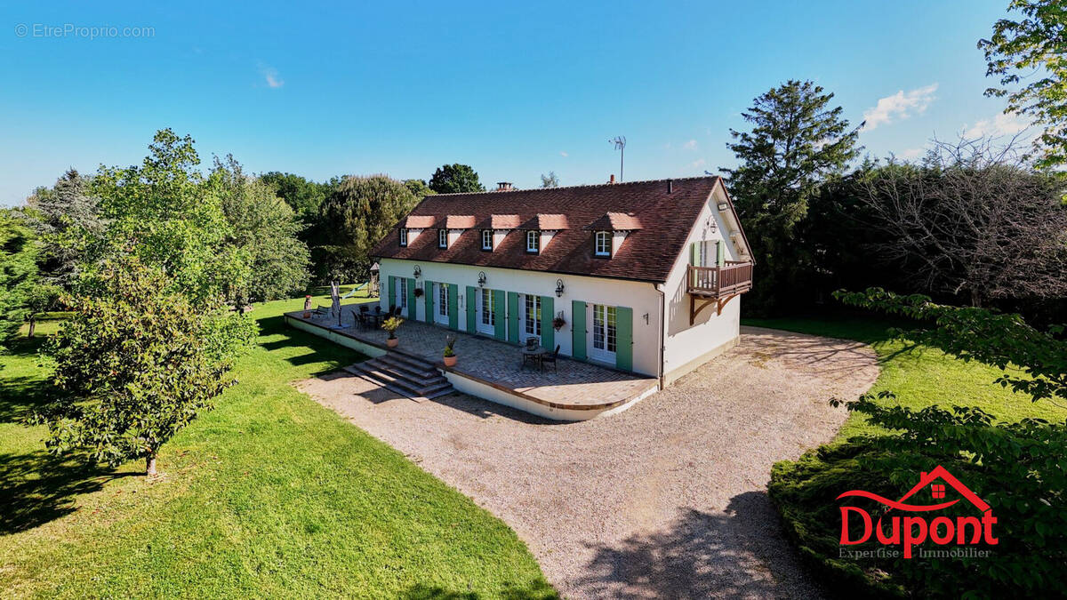 Maison à COULOMMIERS