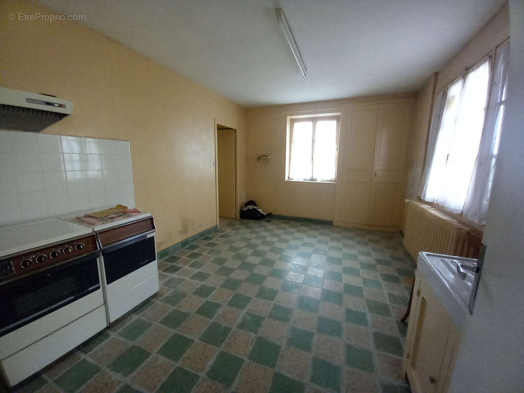 Maison à BICHES