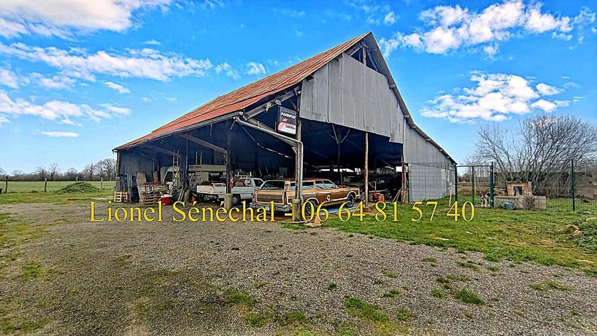 Maison à SAVIGNE-L'EVEQUE