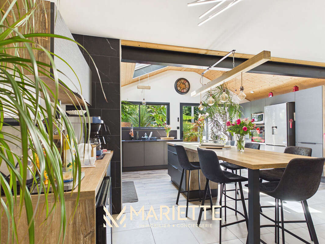 "LAOUENN" Centre-ville - Maison rénovée - photo 3