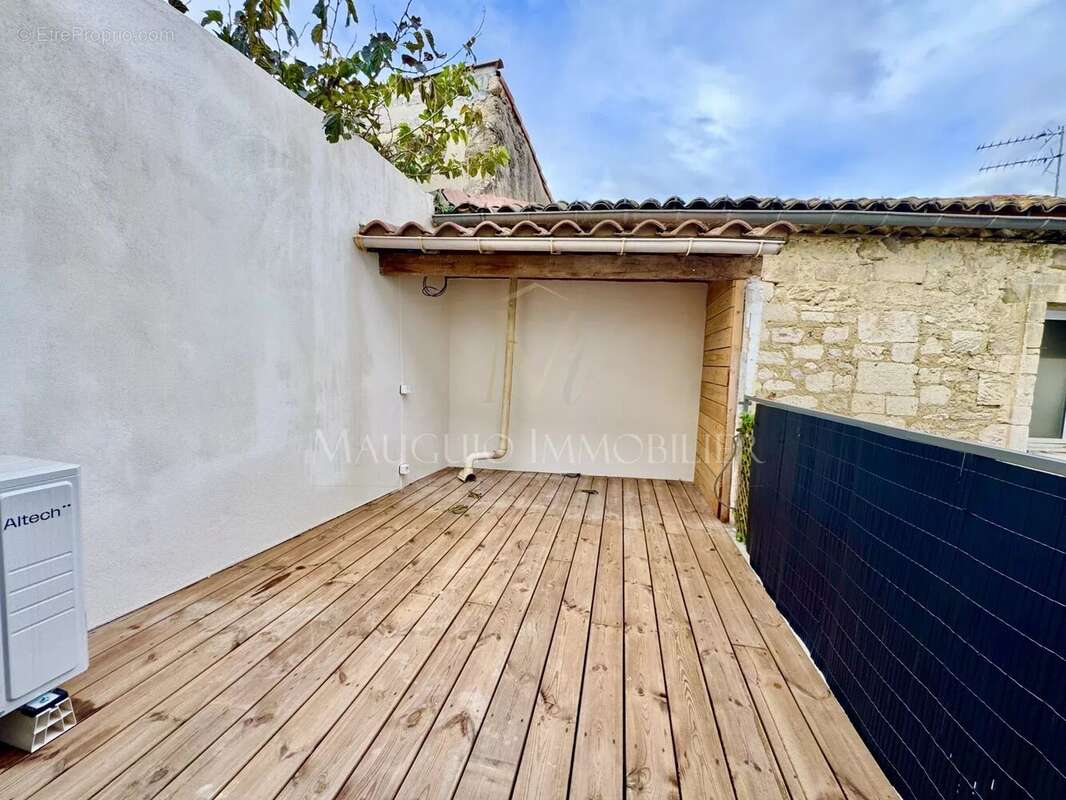 Maison à LANSARGUES