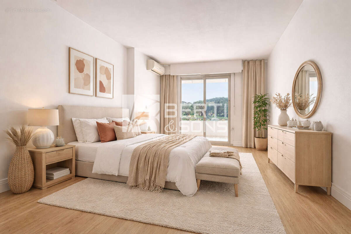 Appartement à MANDELIEU-LA-NAPOULE