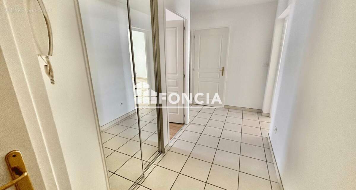 AIX hypercentre, au calme,  Spacieux T2 traversant de 53.97 m2 avec terrasse Sud - photo 8