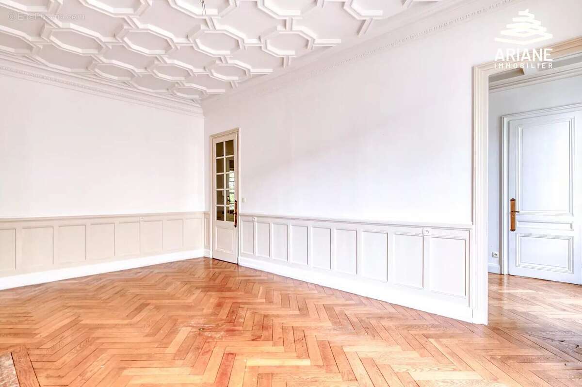 Appartement à LYON-6E