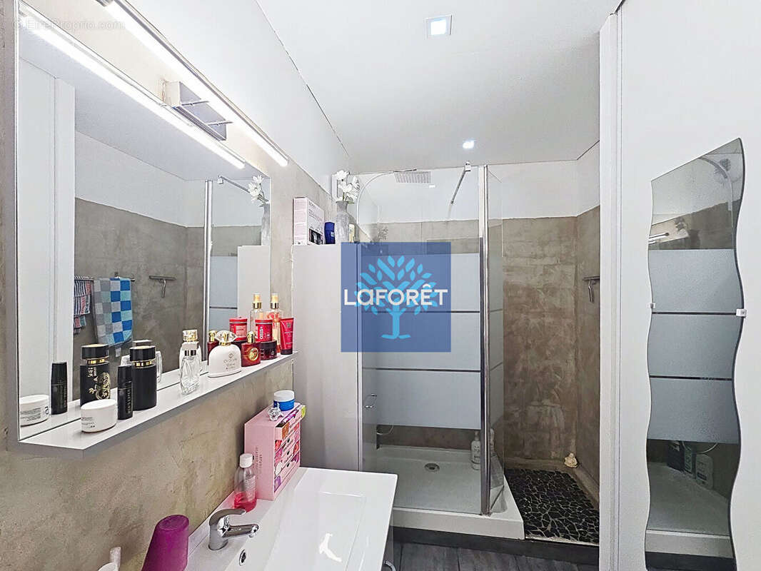 Appartement à VENISSIEUX