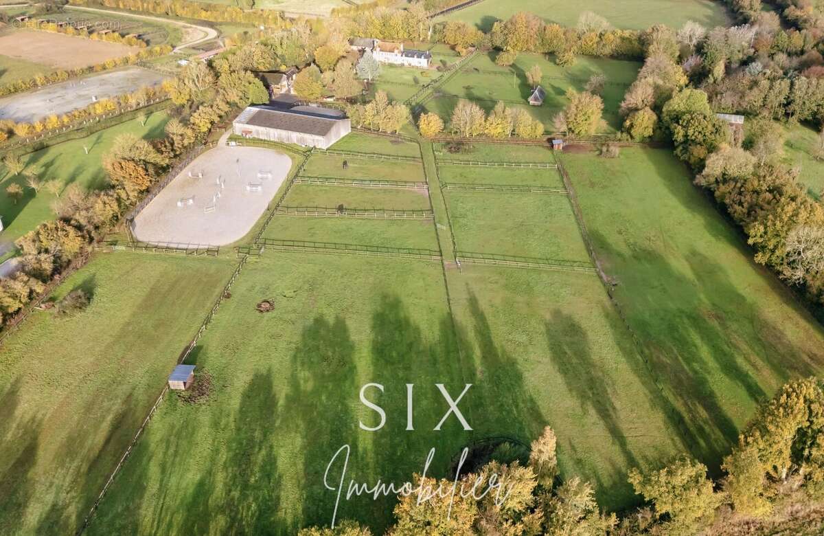 Maison à PONT-L'EVEQUE