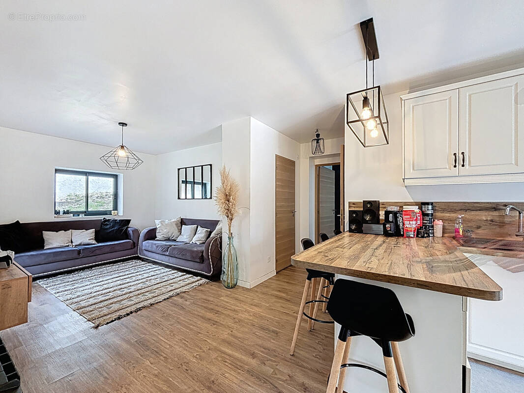 Appartement à AIX-LES-BAINS