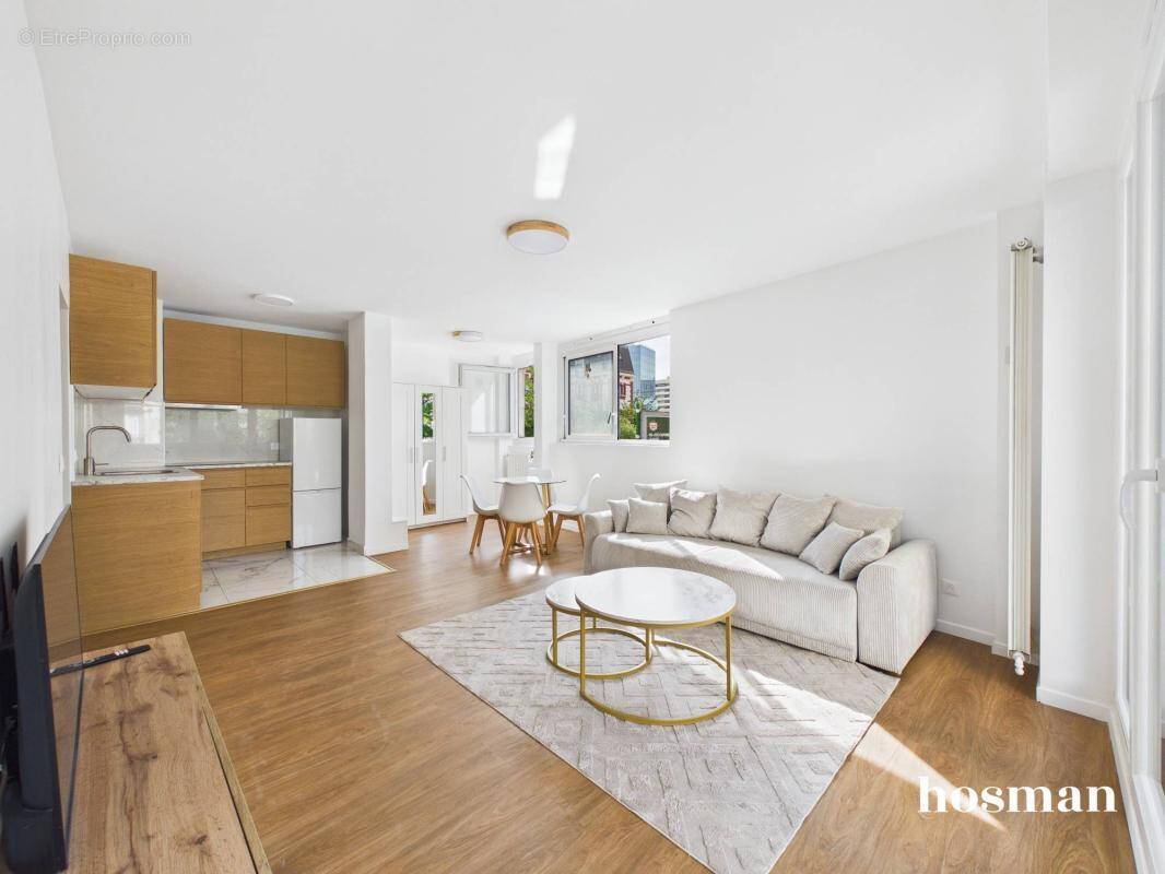 Appartement à PARIS-15E
