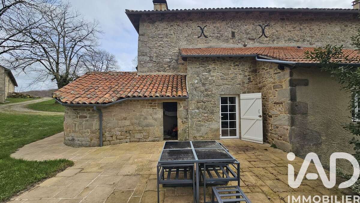 Maison 600 m² à Labastide-Du-Haut-Mont  - photo 3