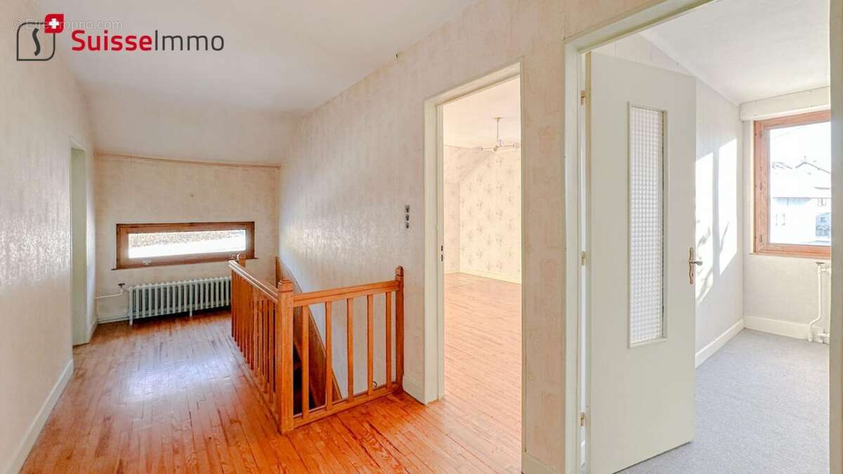 Maison à VOUJEAUCOURT