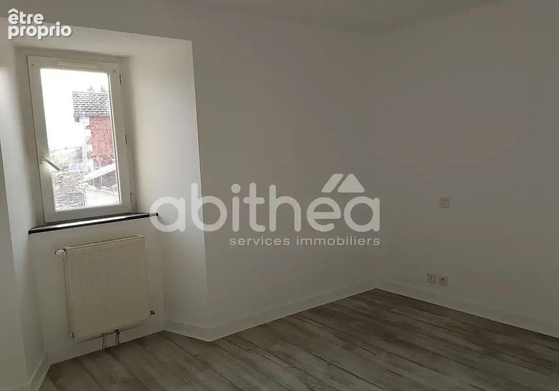 Maison d'habitation de 87 m2  et terrain constructible de 507 m2 - photo 5