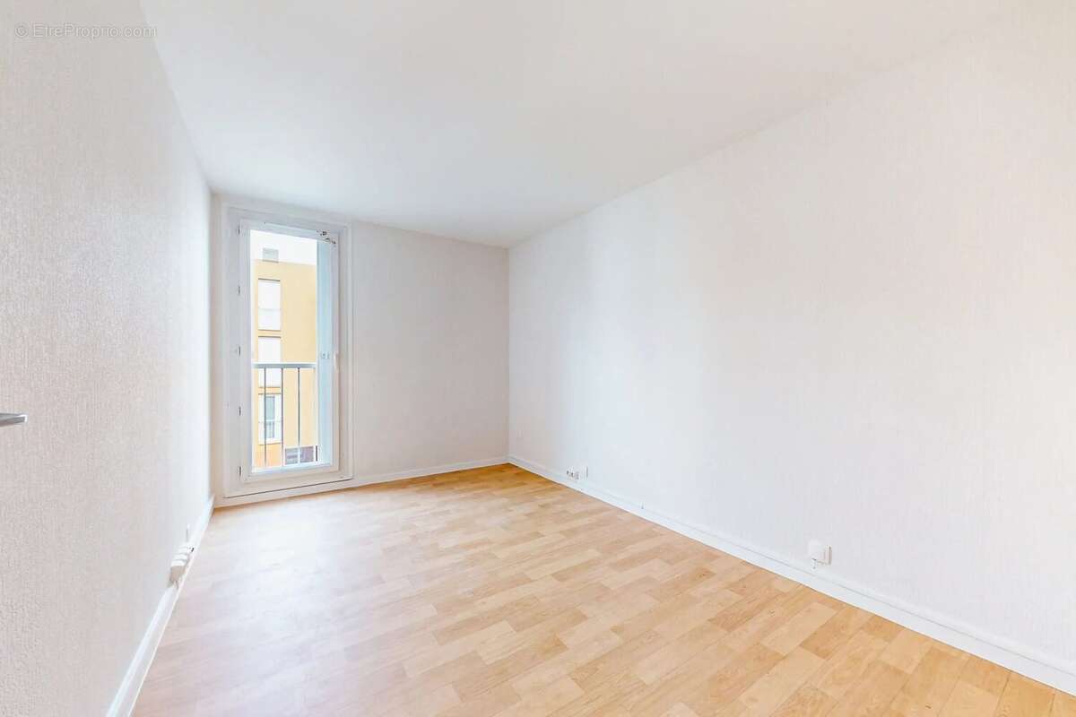 Appartement à COULOMMIERS