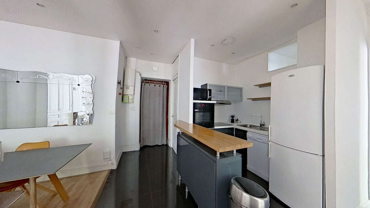 Appartement à LYON-8E