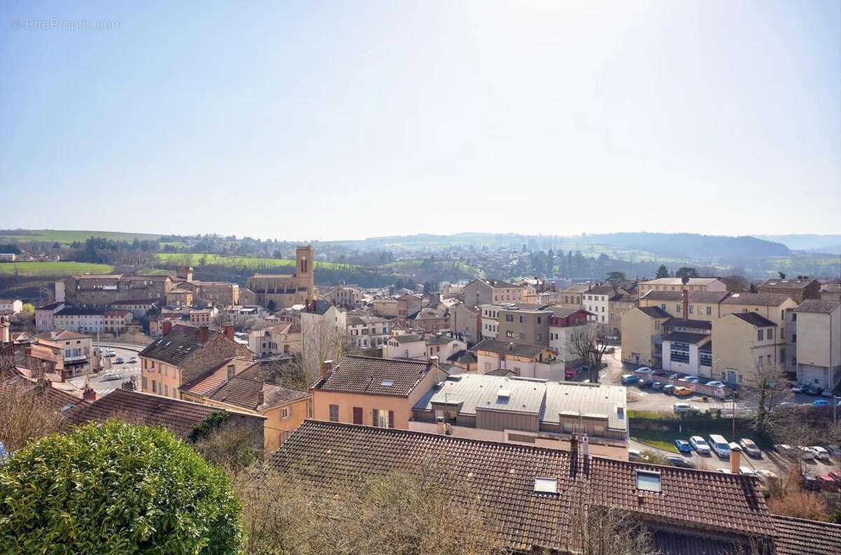 Maison à L'ARBRESLE