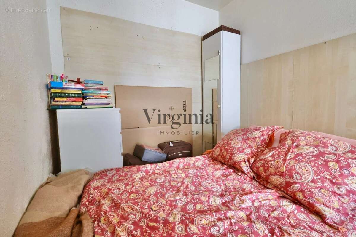 Appartement à CHARENTON-LE-PONT