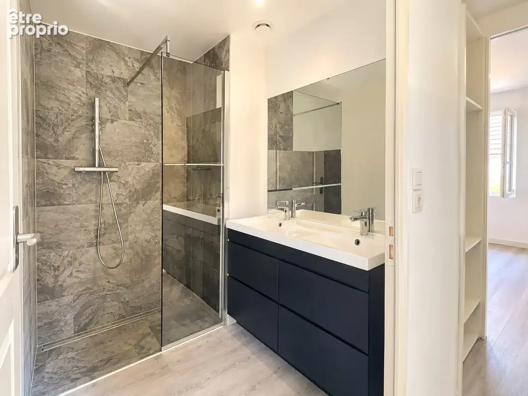 Maison de plain-pied T4 refaite à neuf — 93 m2 sur terrain arboré de 703 m2 - photo 3