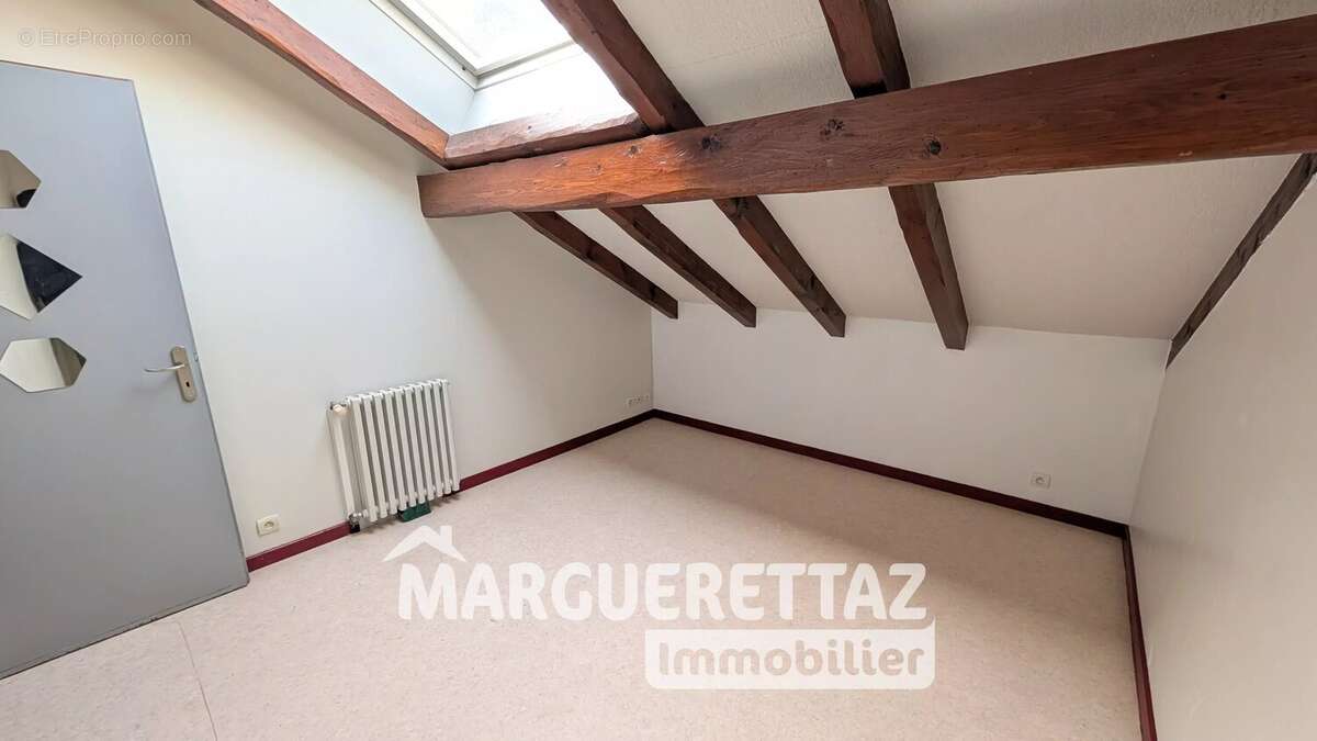 Appartement à SAINT-JEOIRE