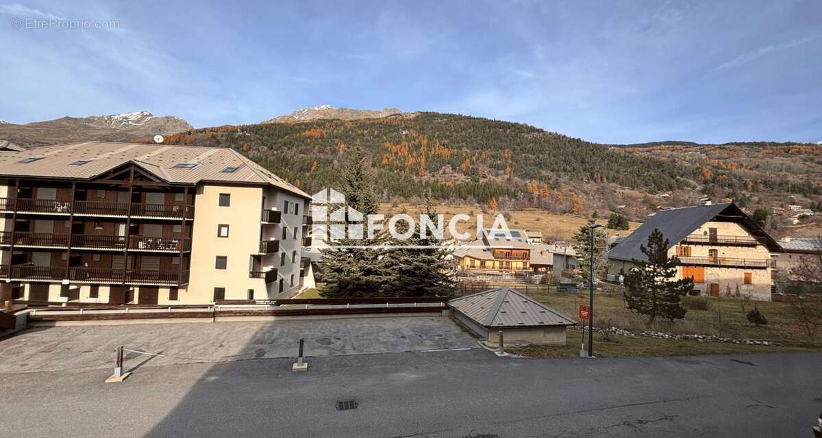 Appartement à LA SALLE-LES-ALPES