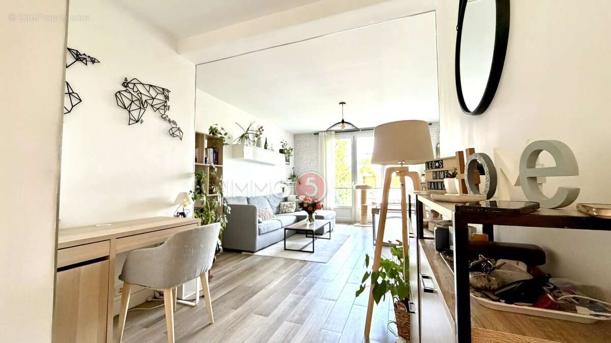Appartement à LE RAINCY