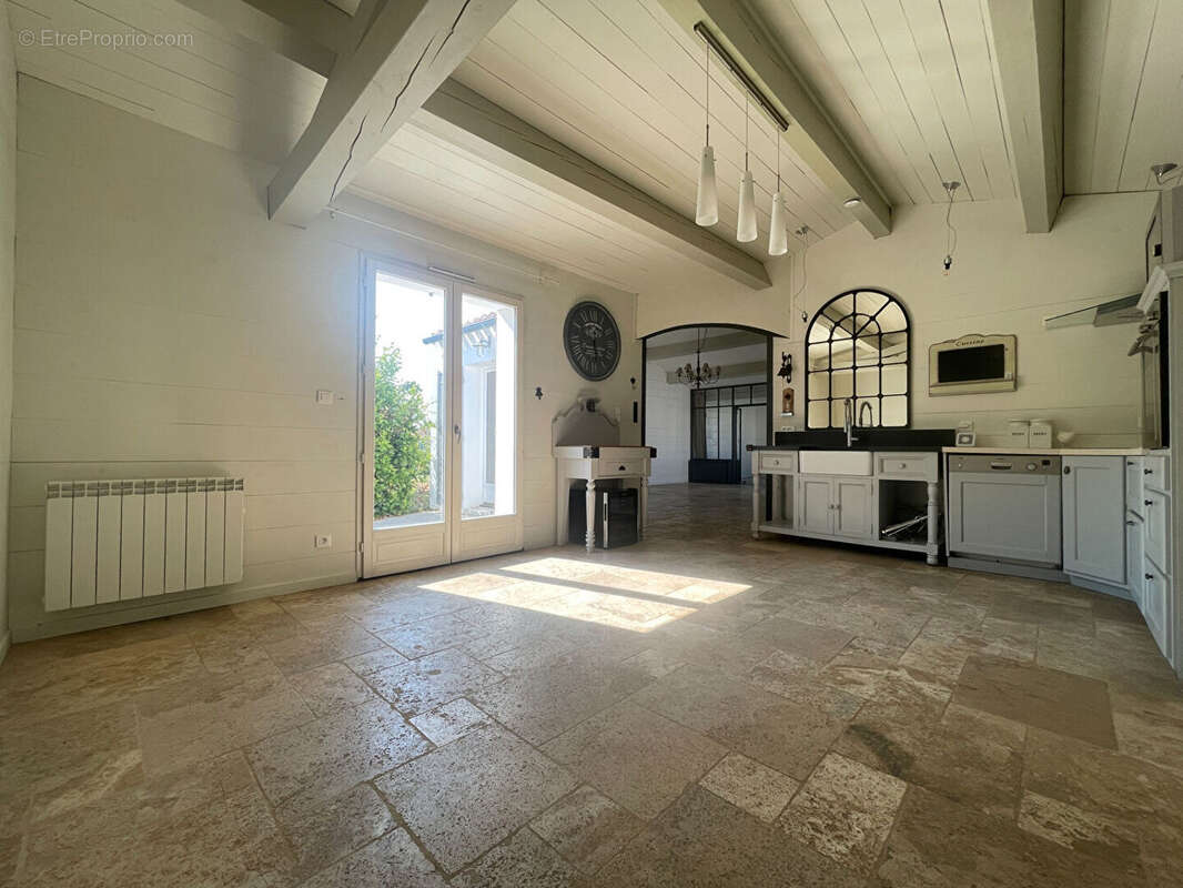 Charmante maison 3 chambres sur terrain de 1084 m² proche plage - photo 15