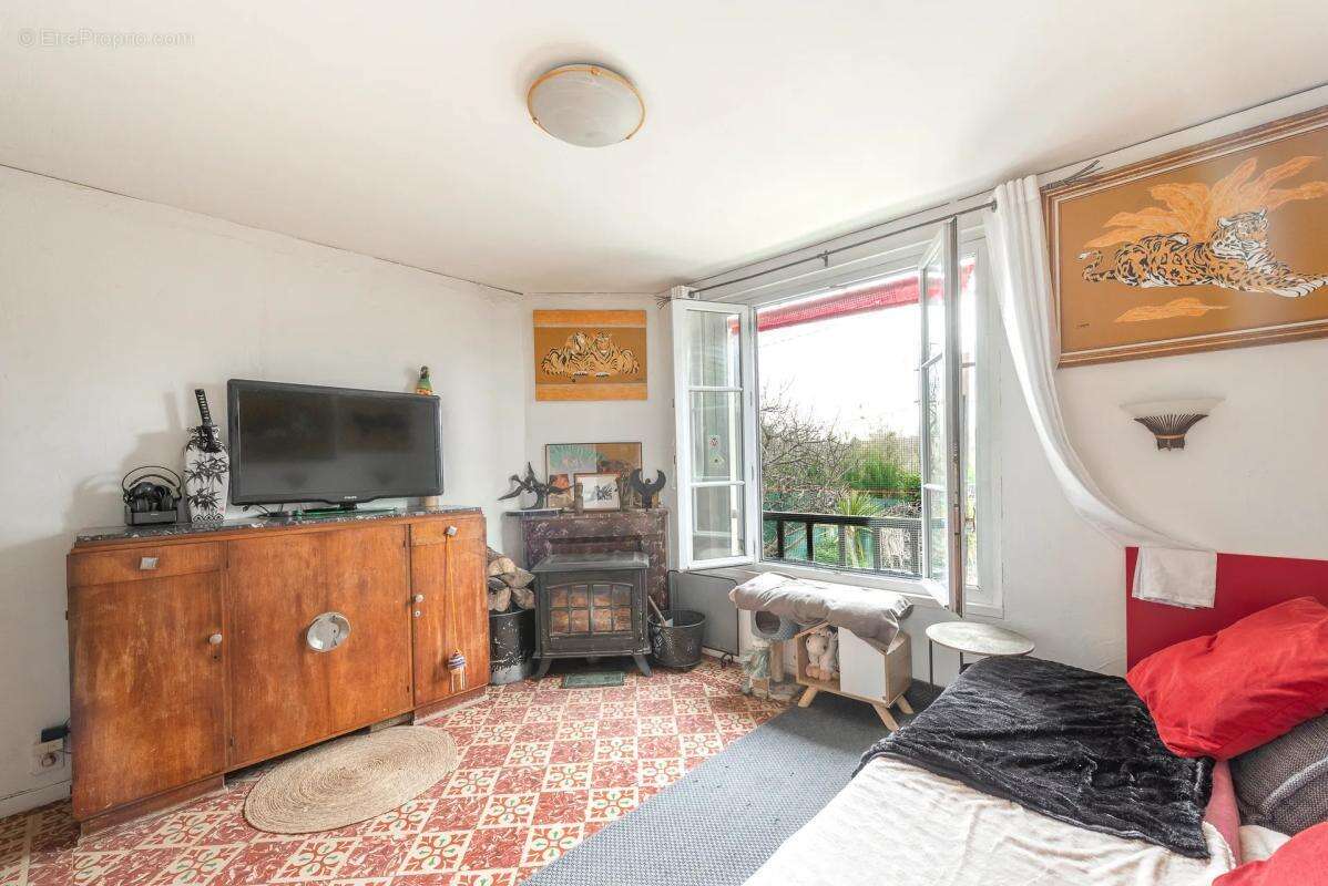 Maison à COUILLY-PONT-AUX-DAMES