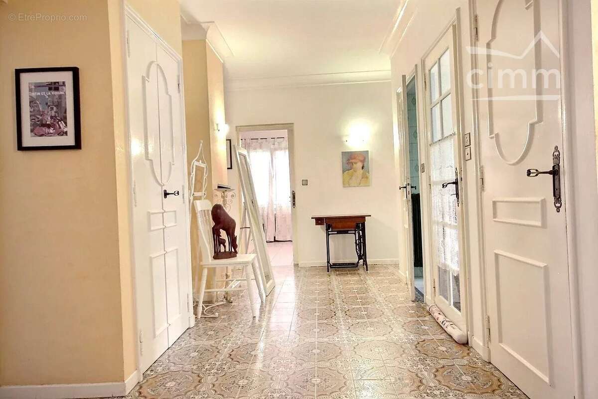 Maison à ECHIROLLES