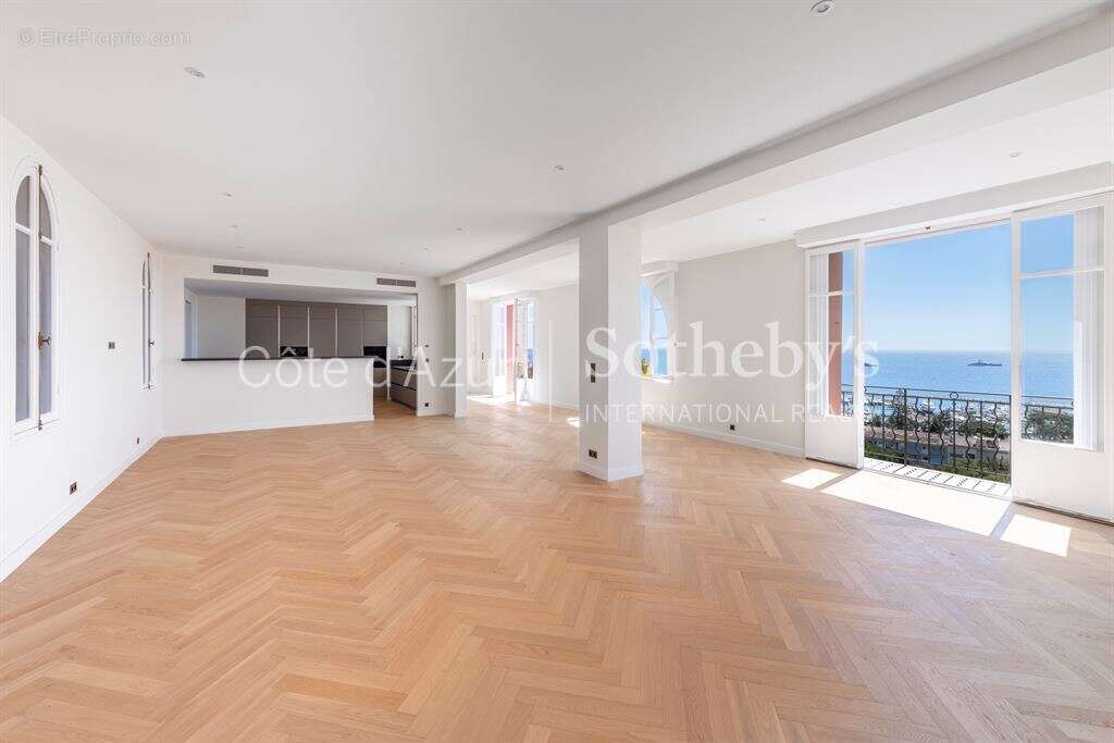 Appartement à BEAULIEU-SUR-MER