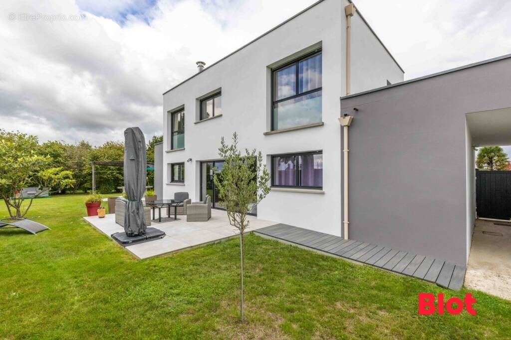 Maison à SAINT-GILLES