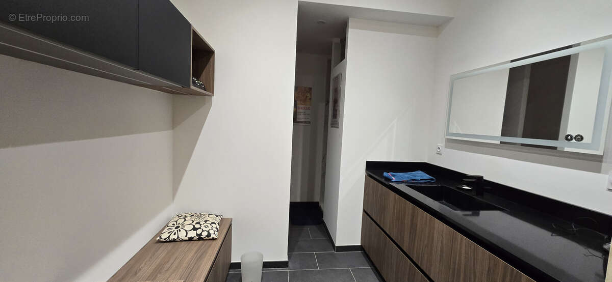 Maison à MONTPEYROUX