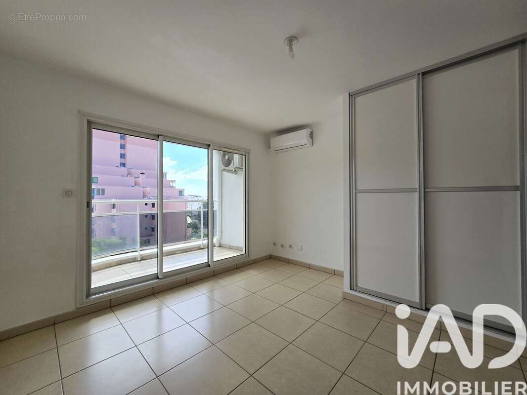 Photo 3 - Appartement à SAINT-DENIS