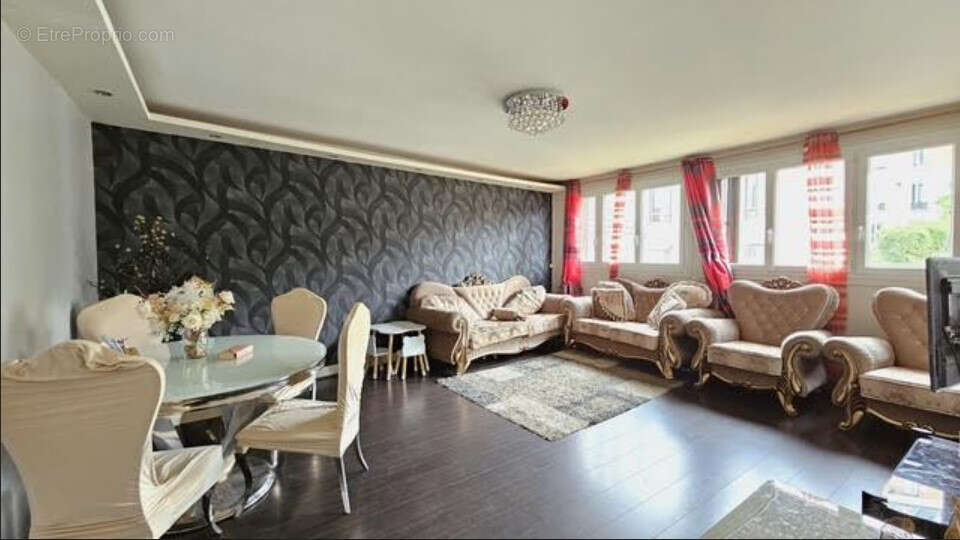 Appartement à FONTENAY-SOUS-BOIS