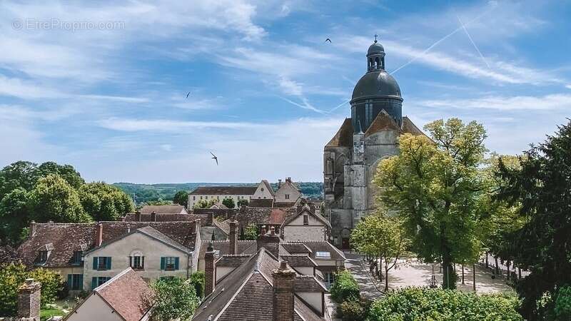Terrain à PROVINS
