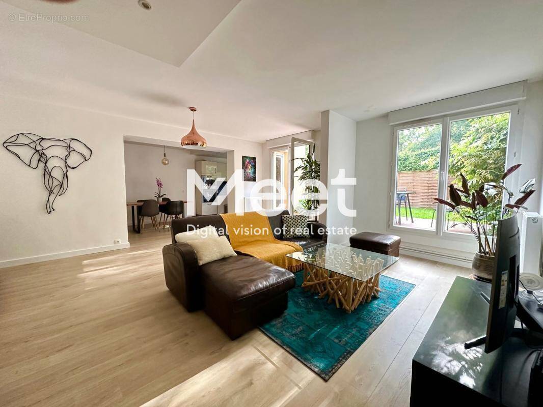 Appartement à MAUREPAS