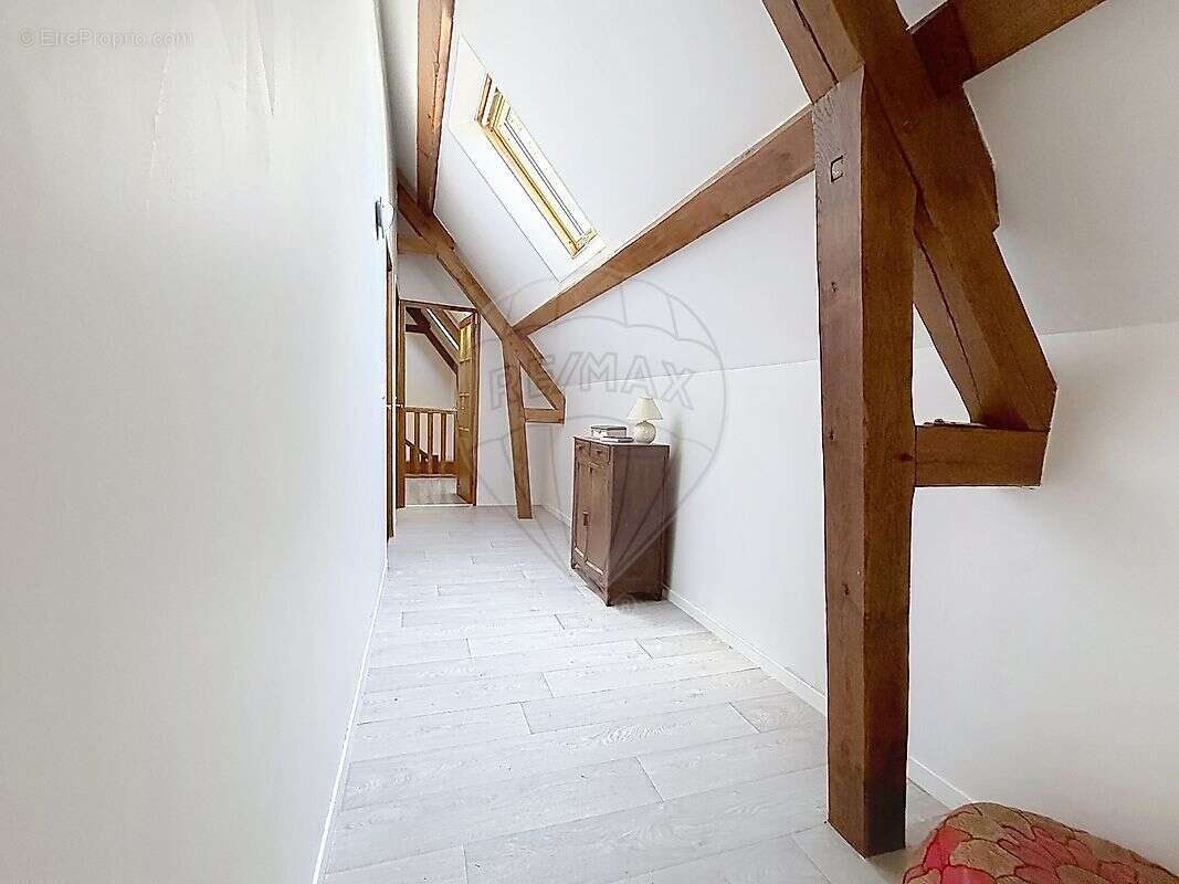Maison à VILLEBOUGIS