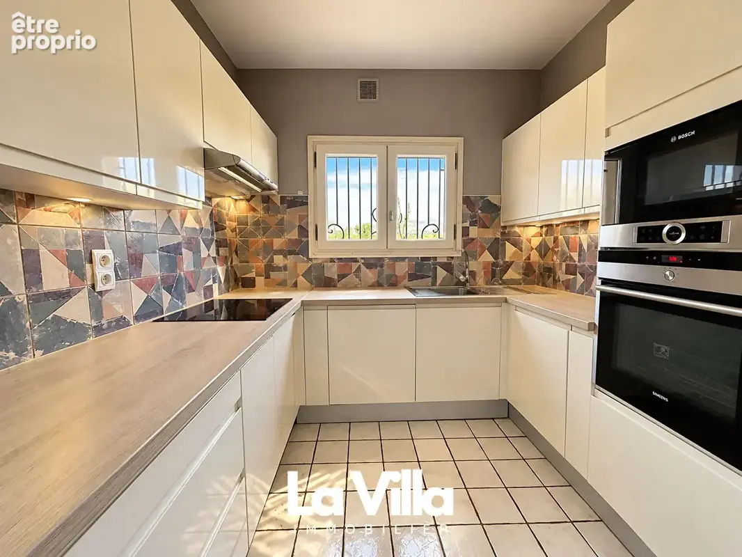 Propriété de 309 m2. - photo 8