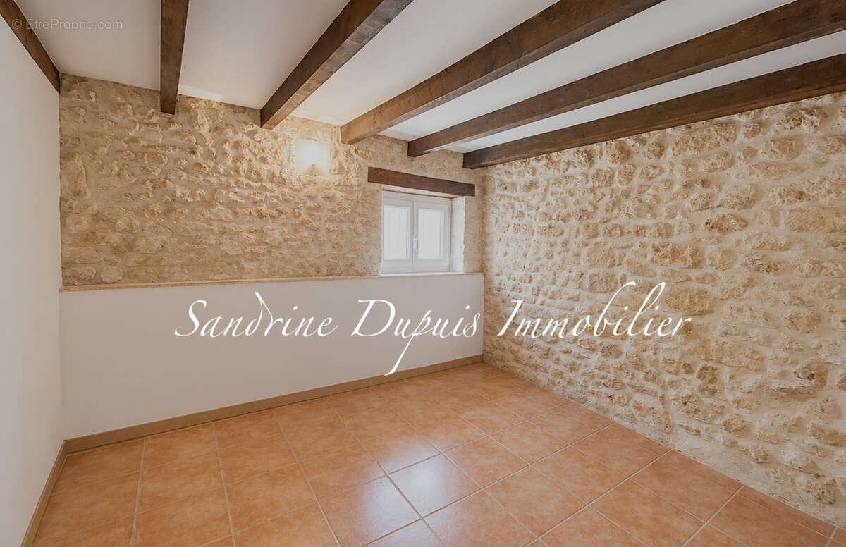 Maison charentaise   5 chambres   Gîte indépendant   Dépendance de 51 m - photo 17