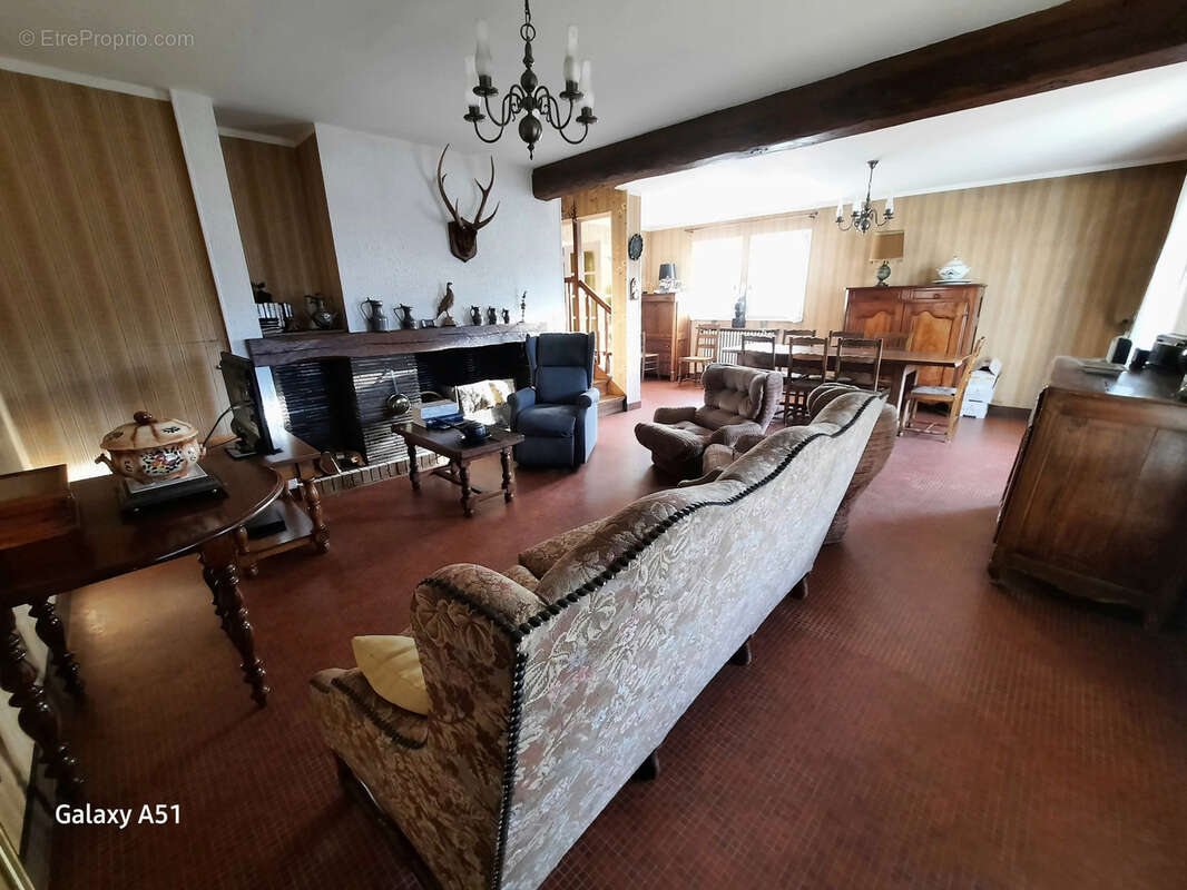 Maison à QUINCY-VOISINS