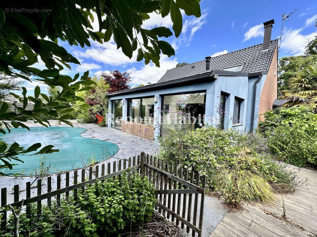 Maison à TRESSIN