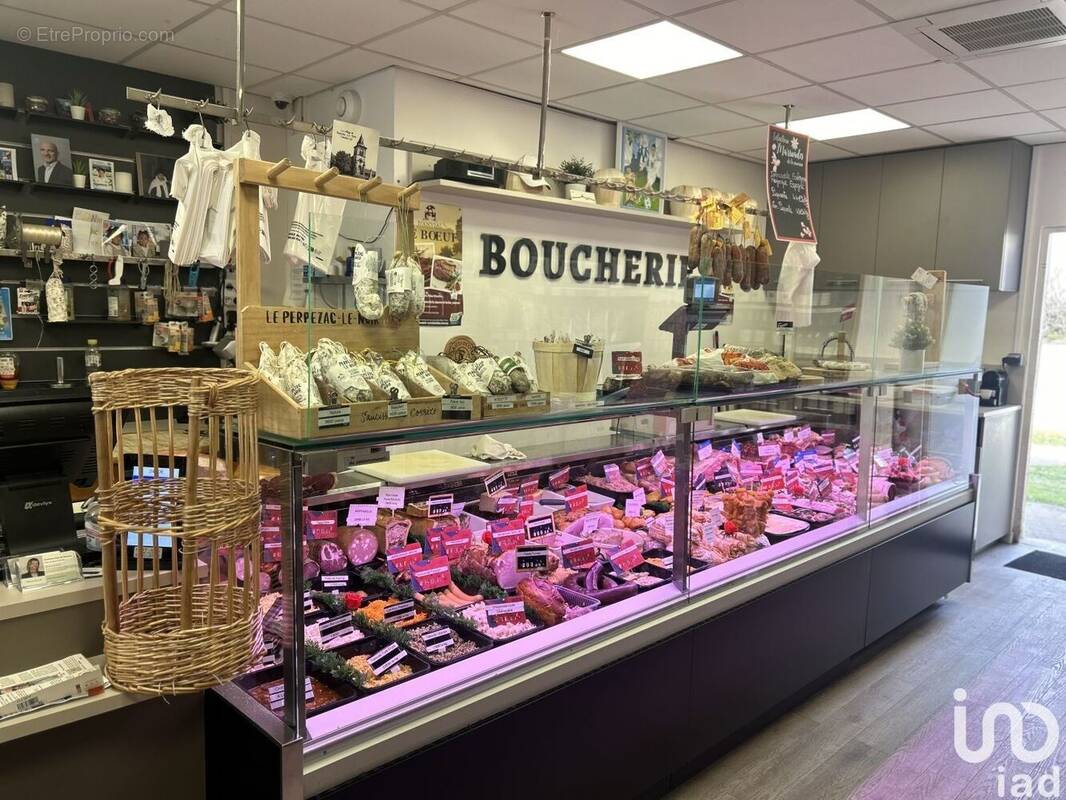 Photo 1 - Commerce à FEUCHEROLLES