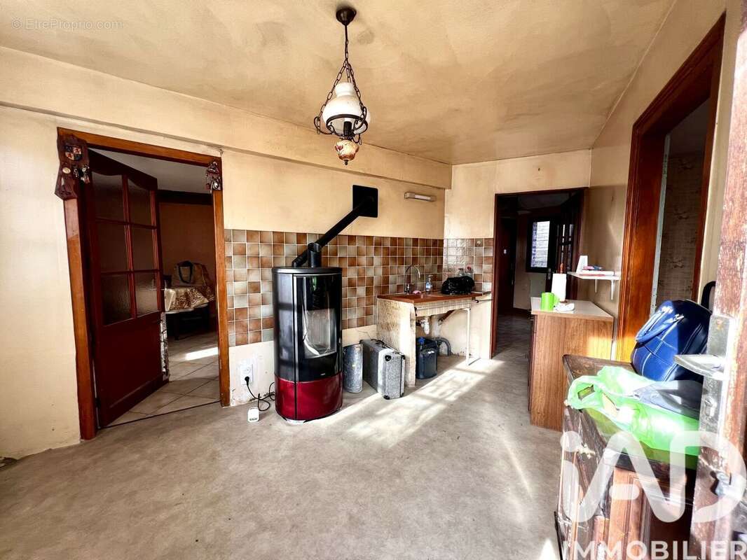 Photo 3 - Maison à ESTREES-SAINT-DENIS