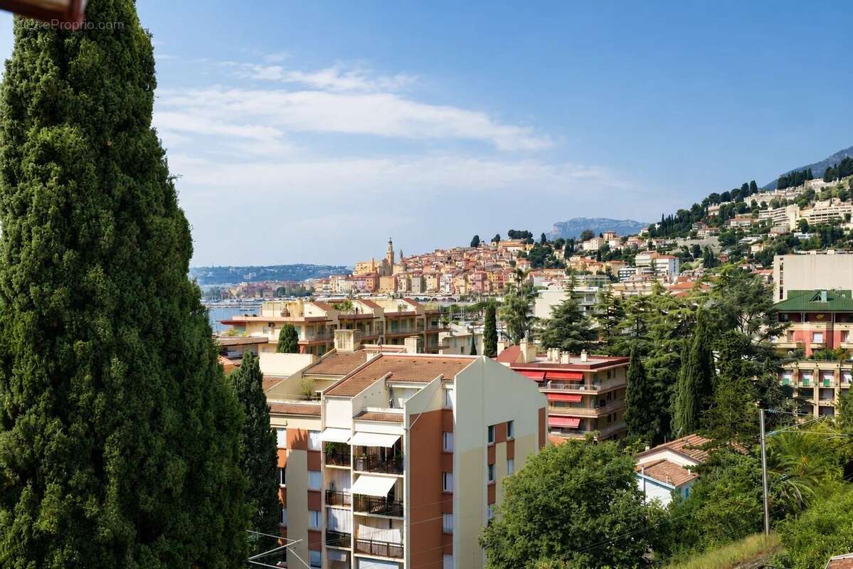Appartement à MENTON