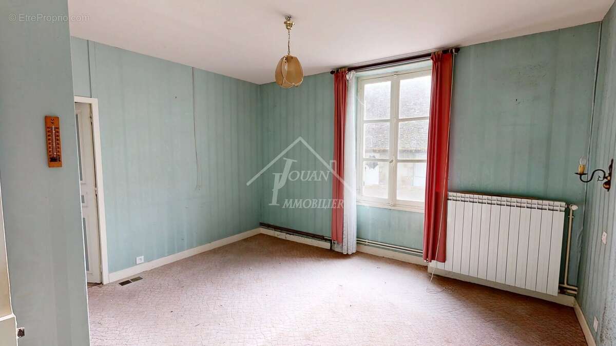 Maison à BOURBON-L'ARCHAMBAULT