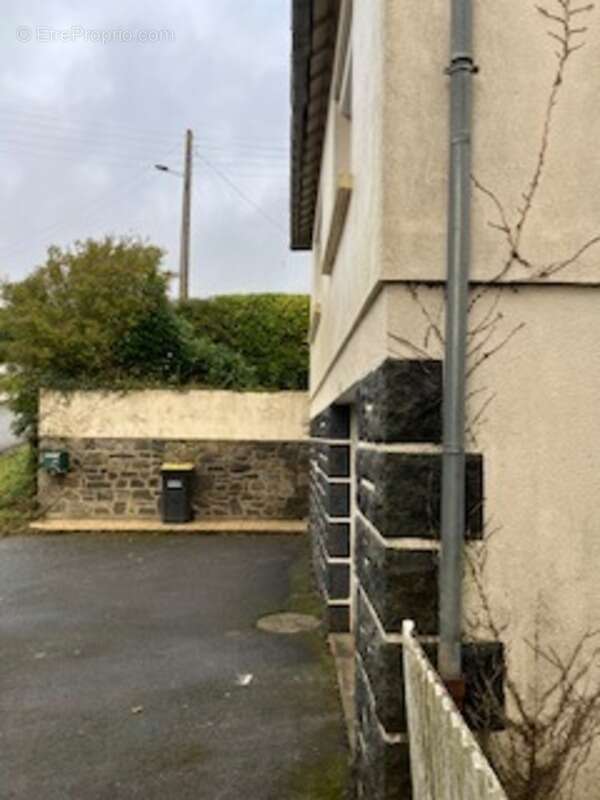 Maison à LE HAUT-CORLAY