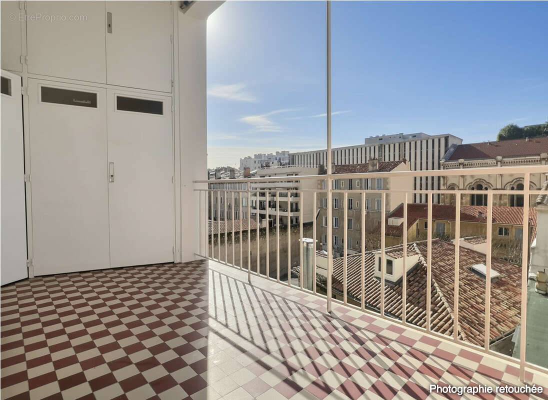 Appartement à MARSEILLE-6E