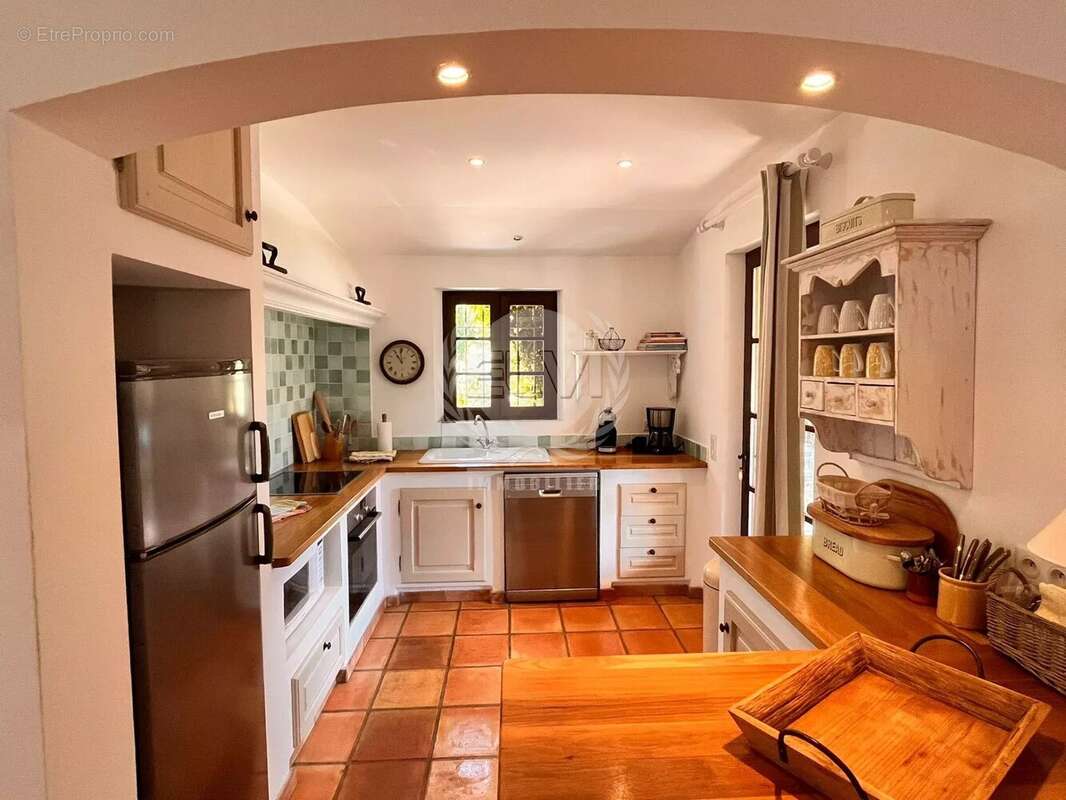 Maison à PLAN-DE-LA-TOUR